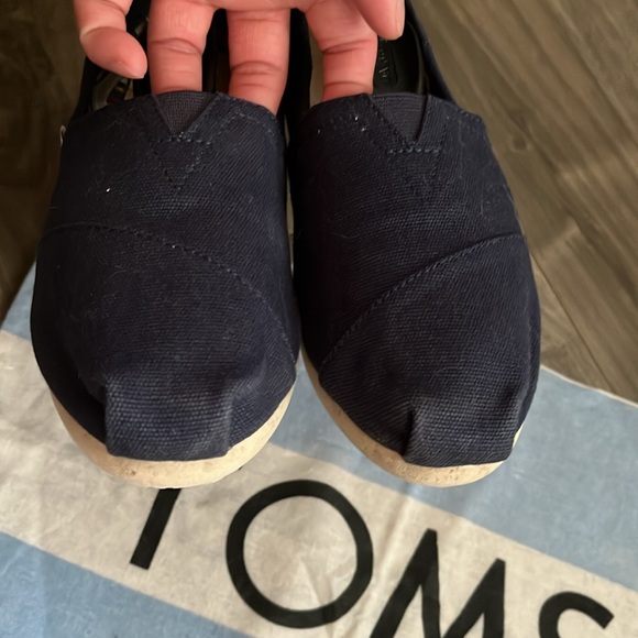 Toms Navy Blue loafers women size 6 - Picture 2 of 11